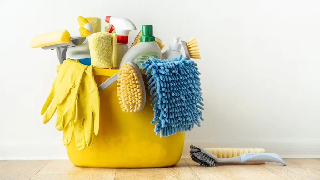 Complete Guide to Cleaning Supplies for New Apartment